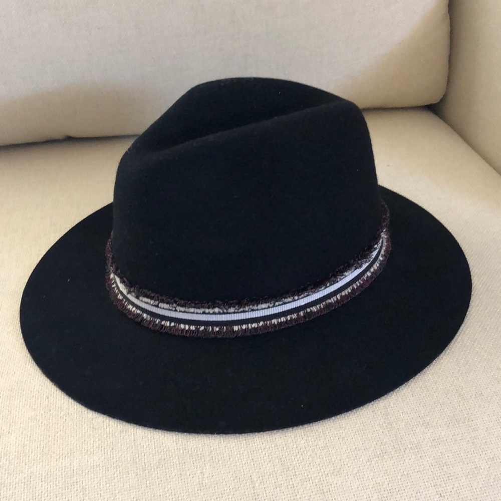 Vince Camuto Hat